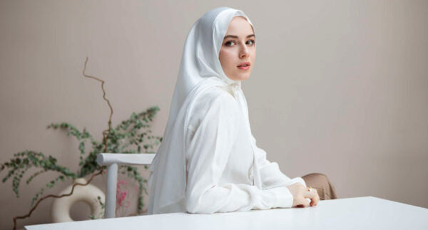 Creative Ways to Style Jersey Hijabs and Scarves