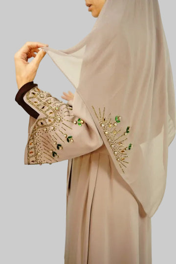 The Emerald Reverie Abaya