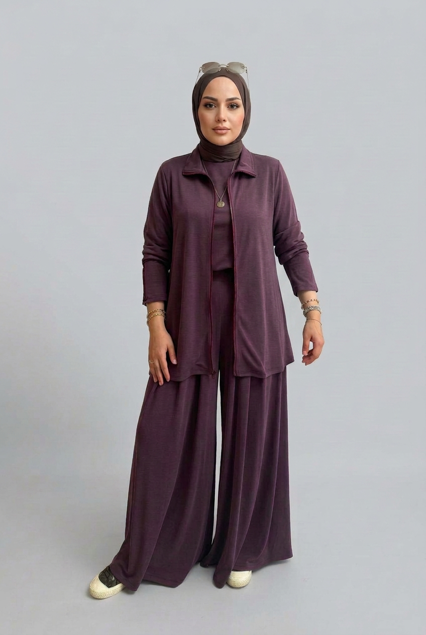 Berry full-length view without bag