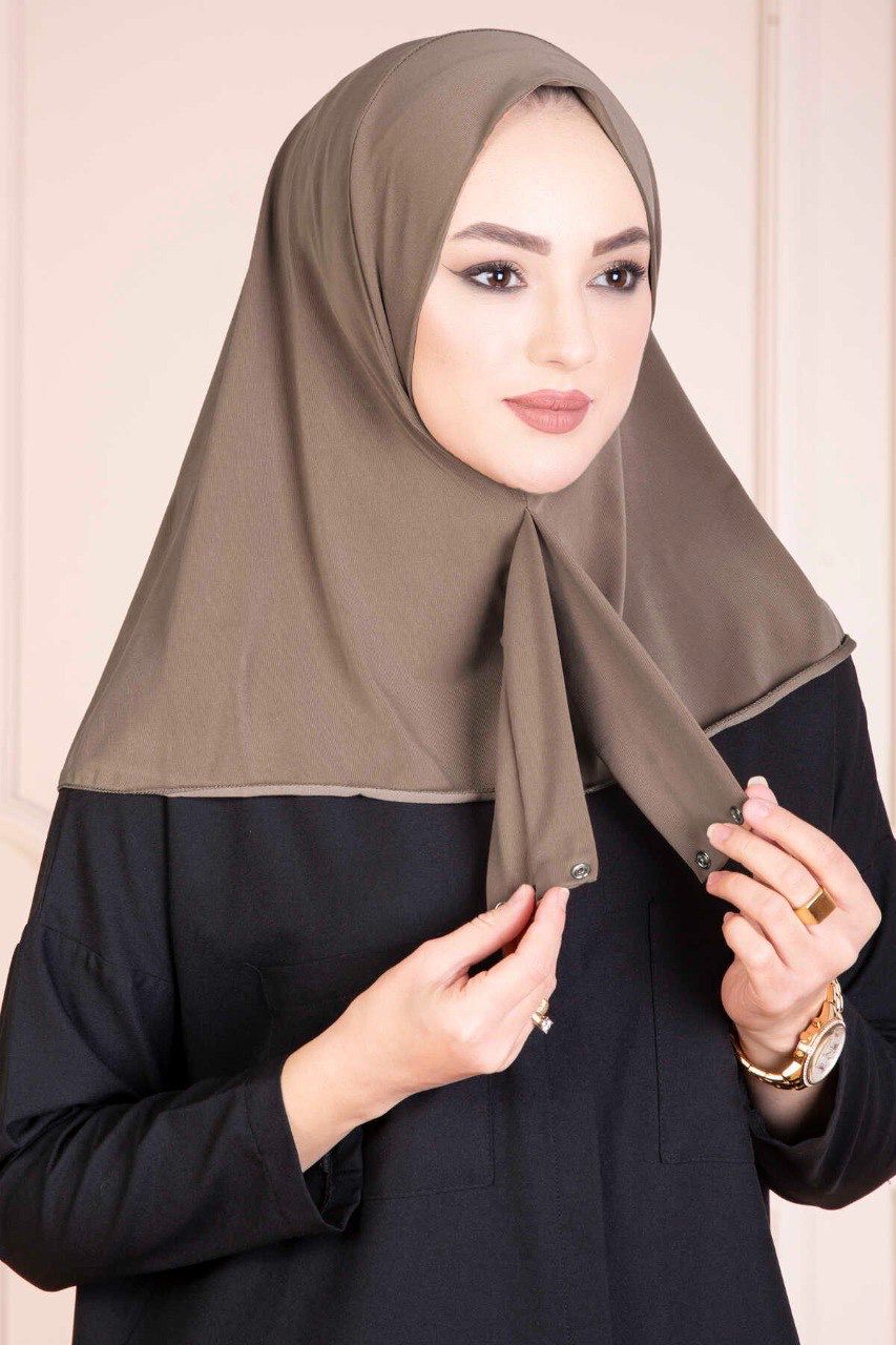 Back Clasp Amira Hijab — Warm Neutrals